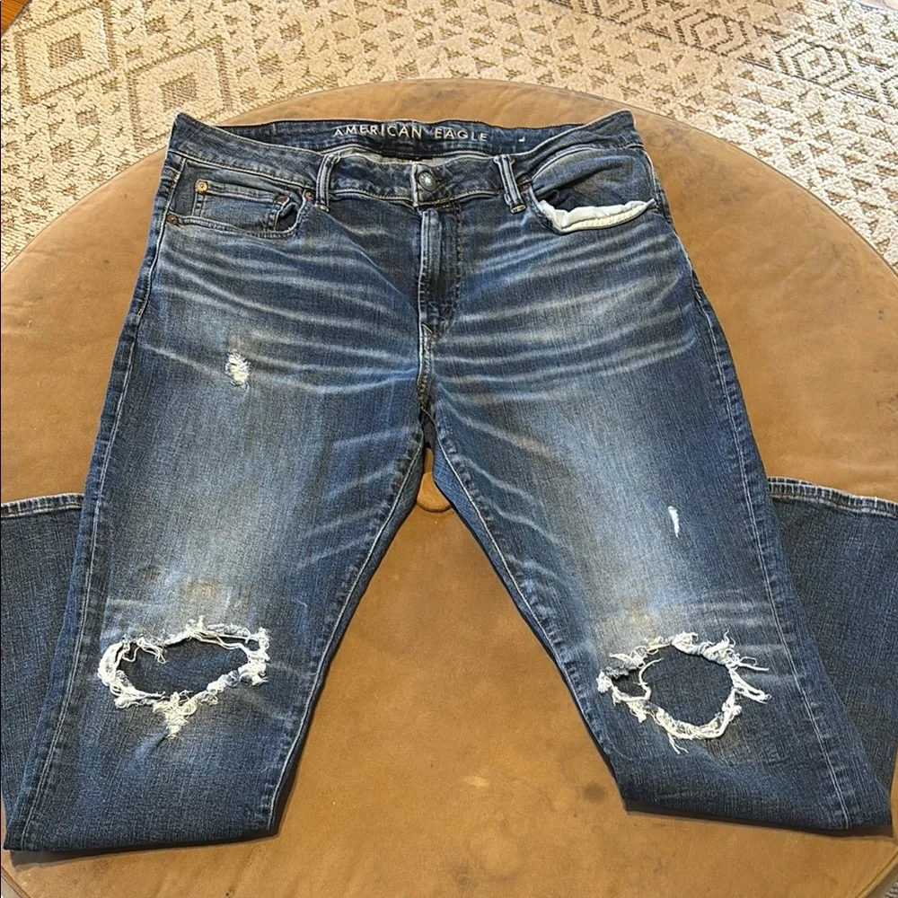 American Eagle Outfitters Relaxed Fit Jeans - Distressed Blue - Picture 1 of 3